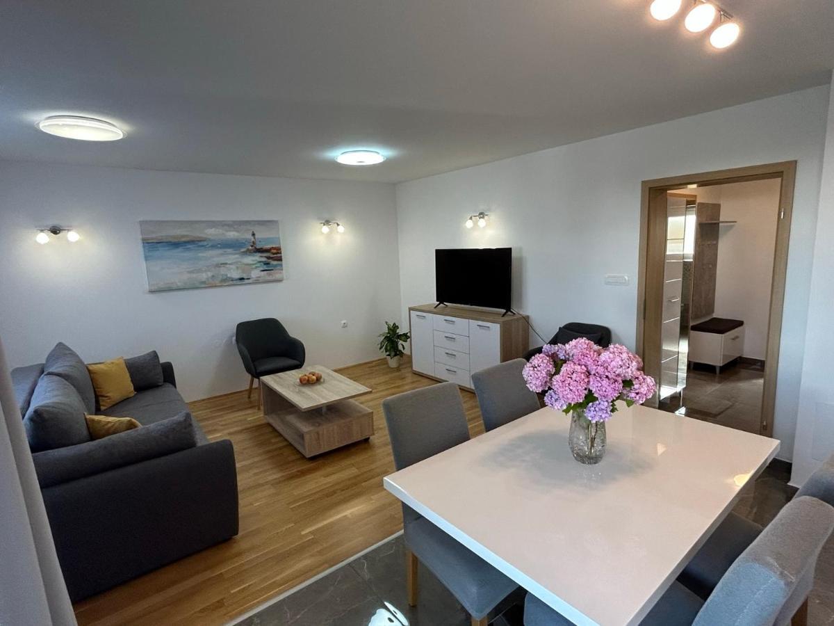 Sweet Lapat By El-Pi Tours Apartment Porat  Bagian luar foto